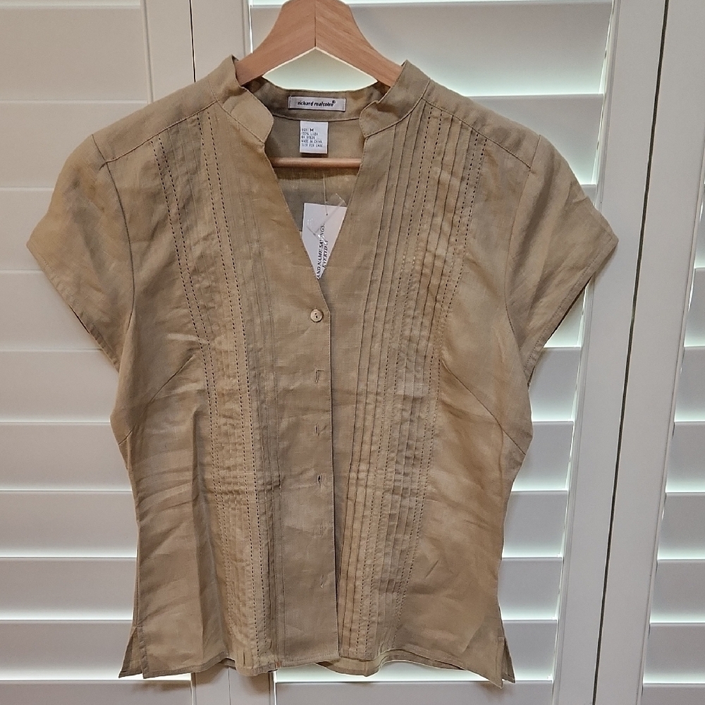 Beige Short-Sleeve Blouse